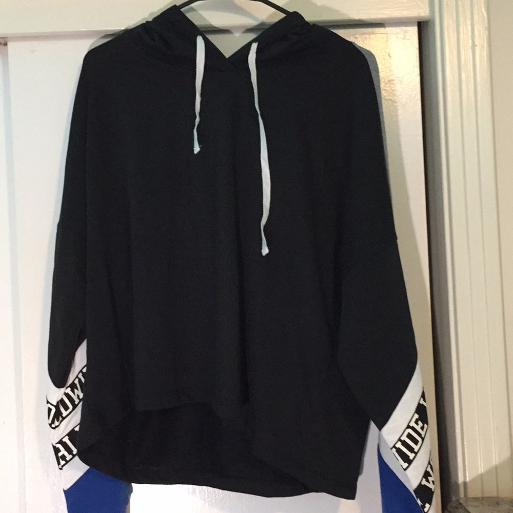 Cropped Hoodie